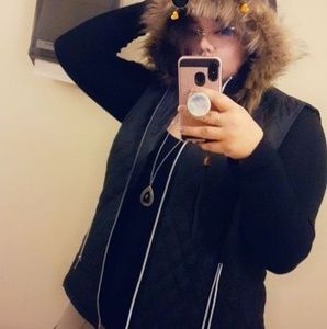 Meet your Posher, Cj